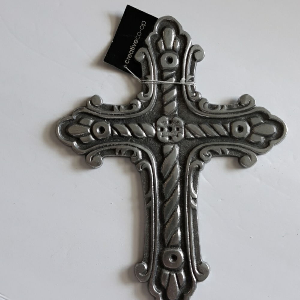 Metal silver carved detail hanging wall cross